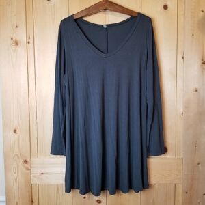 Popana V-Neck Long Sleeve Stretchy Tunic top